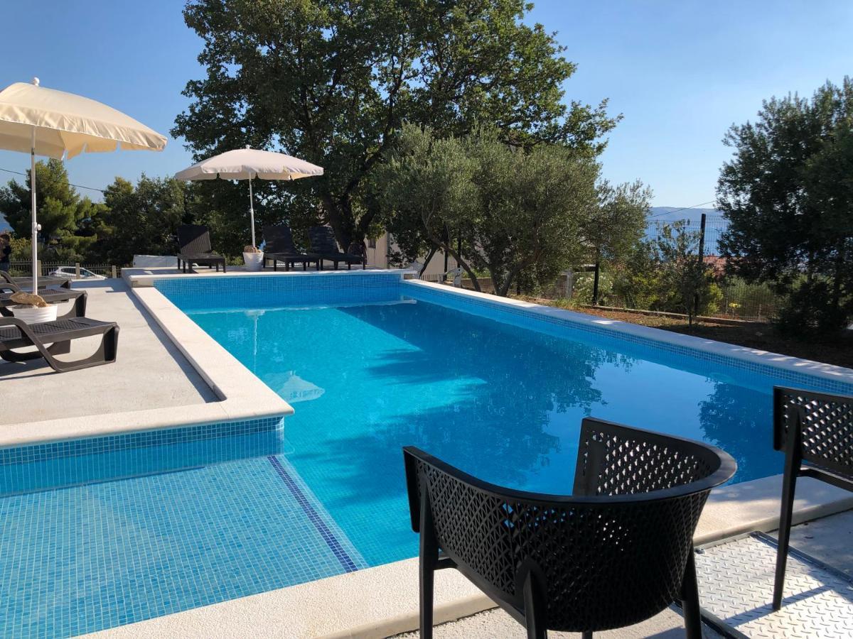 The View Split. Highlight With Roof-Top-Terrace And Pool Kaštela Exteriér fotografie